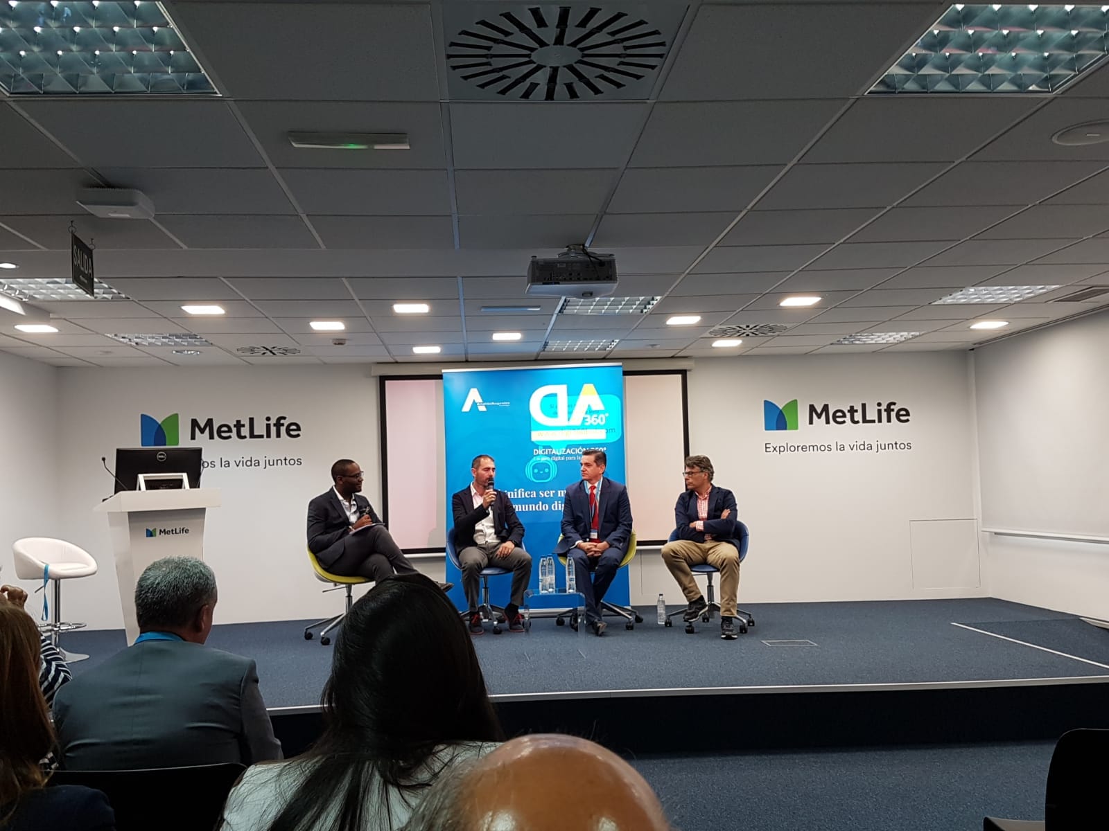 Carmelo Ponce vega, socio fundador de Ponce y Mugar correduría de seguros Madrid, participa en las jornadas de digitalización del sector de mediadores de seguros